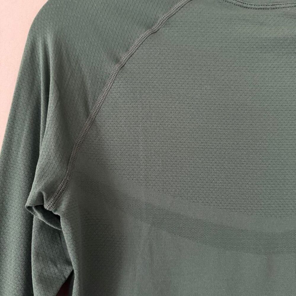 Unbranded Women's Green Top - Picture 4 of 5